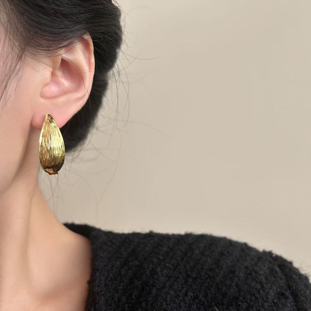 High-End Flower Bud Stud Earrings