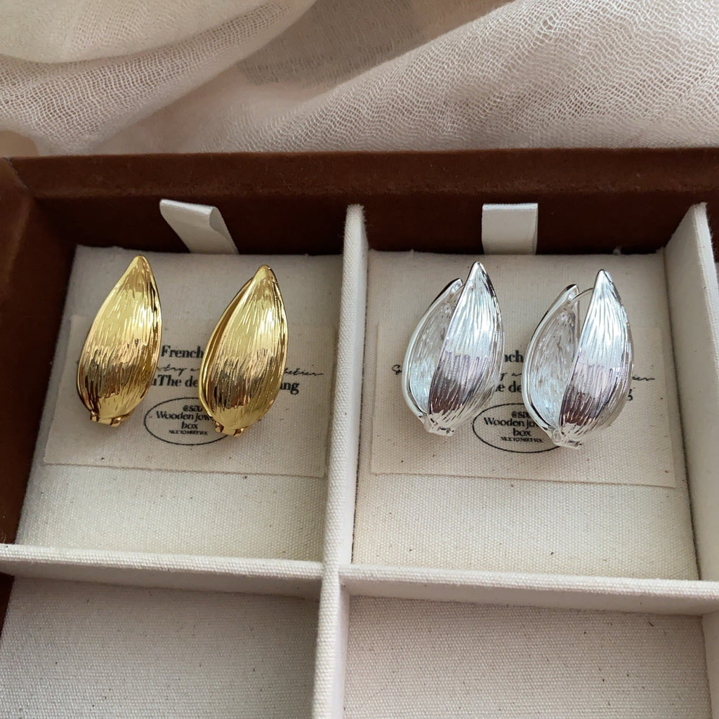 High-End Flower Bud Stud Earrings