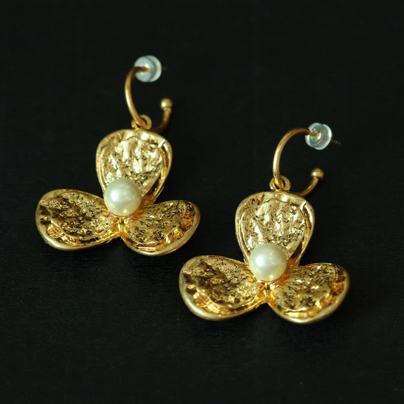 Aurelia Gold Petal Collar/Earrings