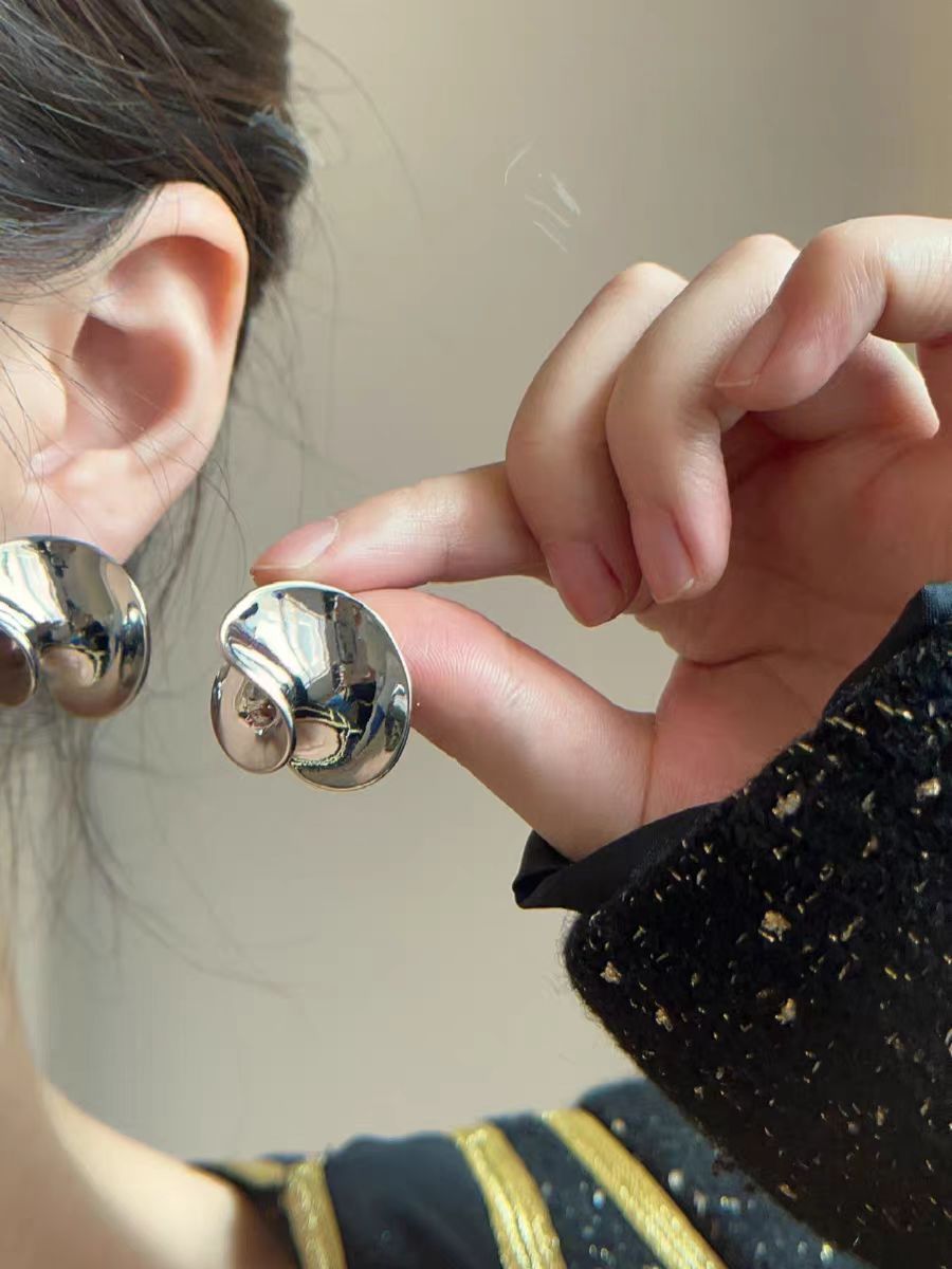 Soléa Irregular Earrings