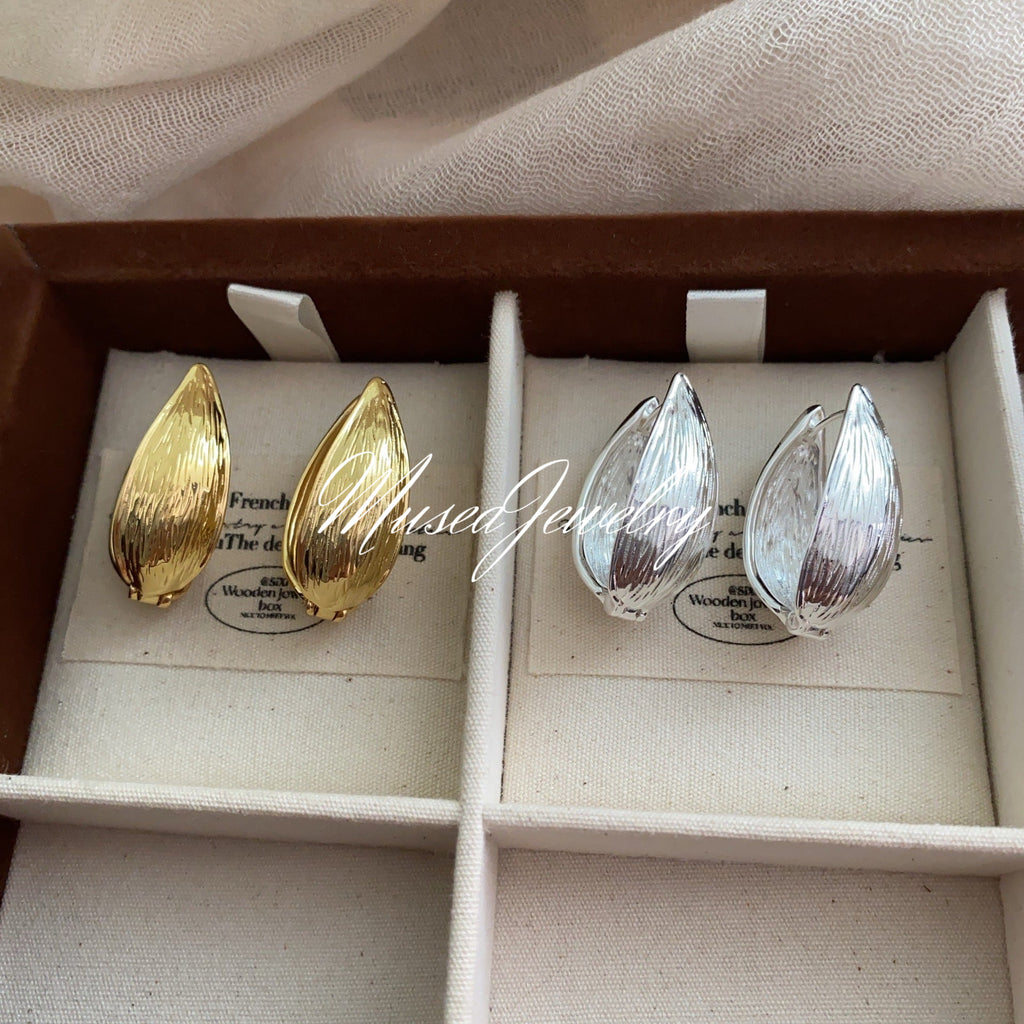 High-End Flower Bud Stud Earrings