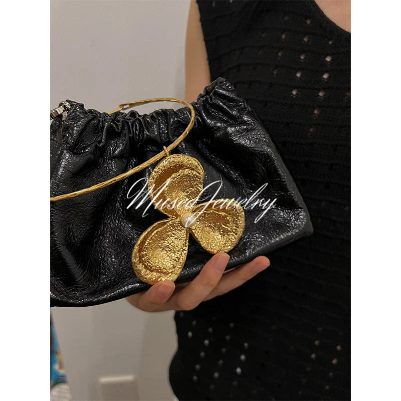 Aurelia Gold Petal Collar/Earrings