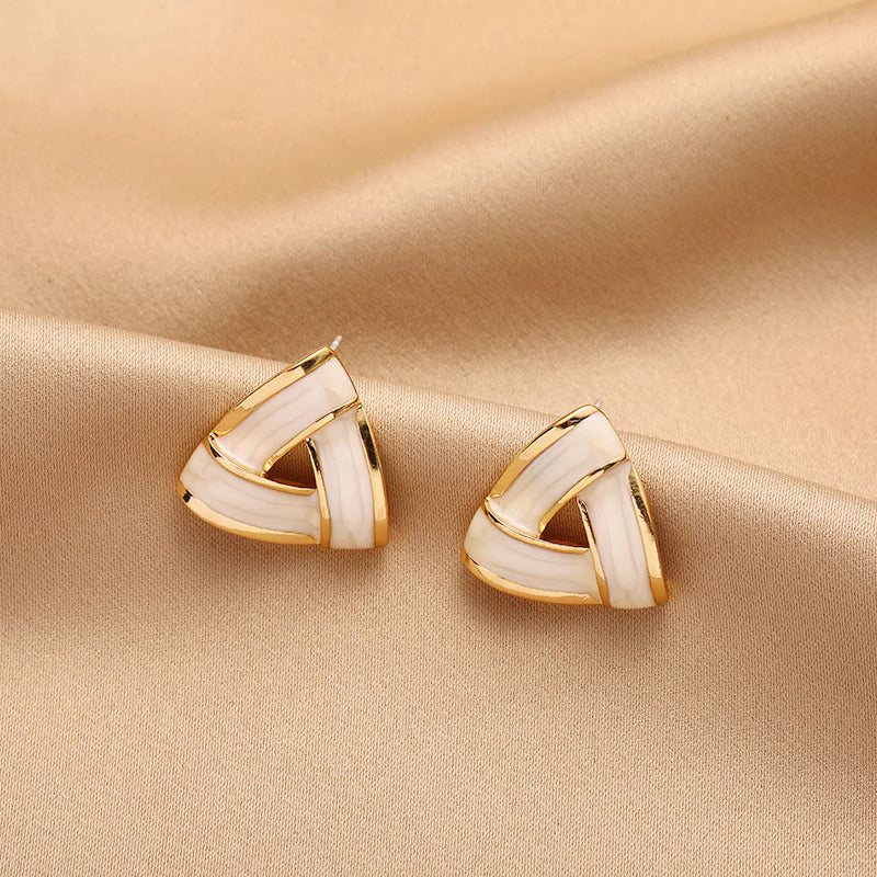 Refined Classic Earrings
