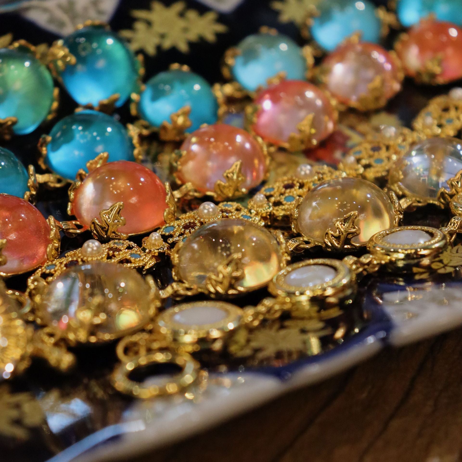 Vintage Austrian Crystal Glass Set – Bracelet/Earrings