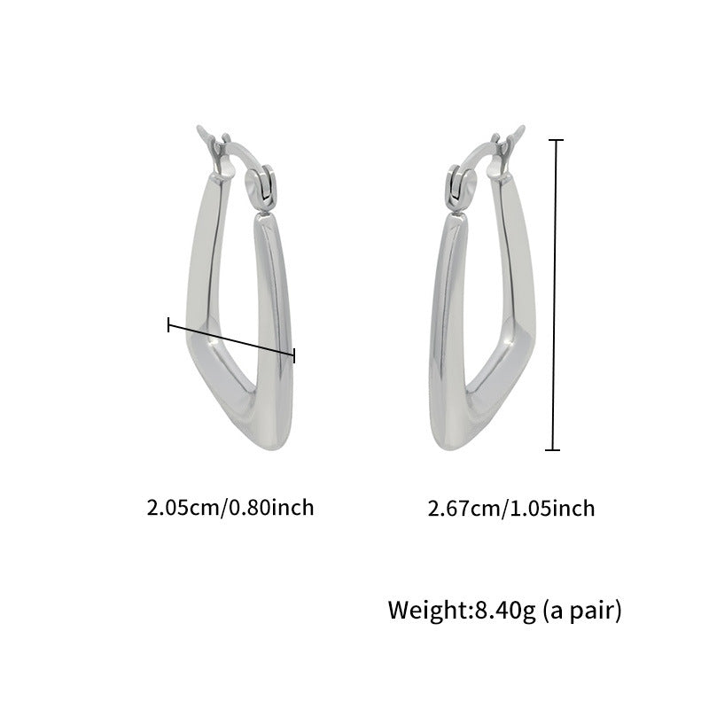 Sculpted Elegance: Niche Geometric Earrings