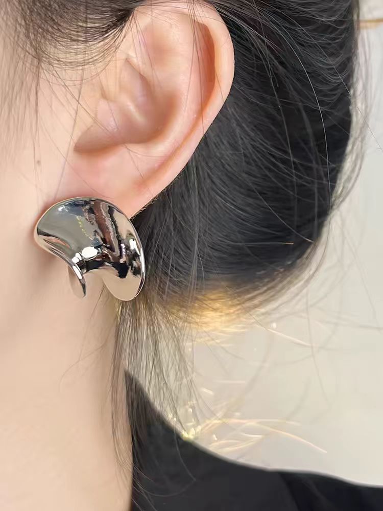 Soléa Irregular Earrings