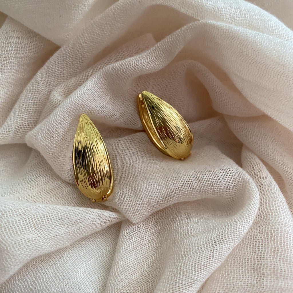 High-End Flower Bud Stud Earrings
